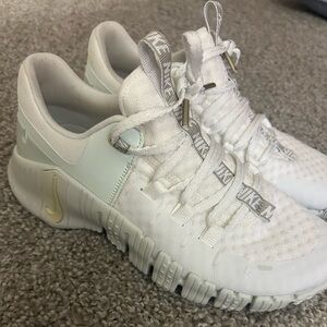 NIKE METCON WOMANS SHOES